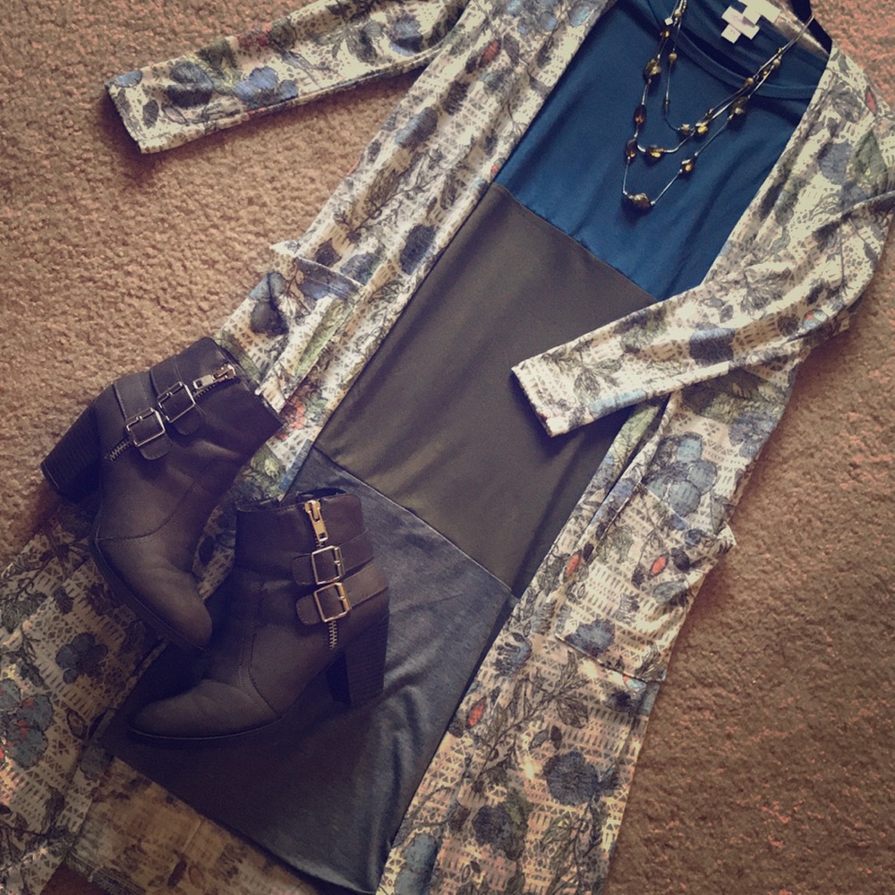 LuLaRoe Sarah Duster